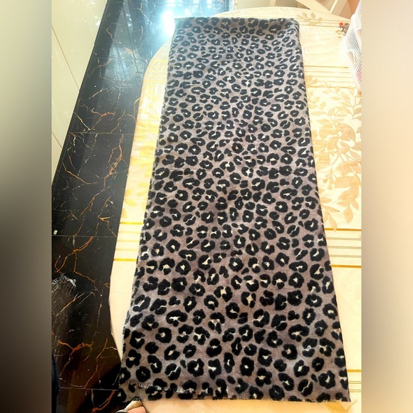 Primark Animal Print Scarf Grey/ Black Oversized 28x76” - Picture 1 of 8